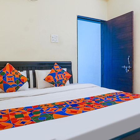Fabexpress Vaishnav Inn Talegaon Dabhade Екстериор снимка