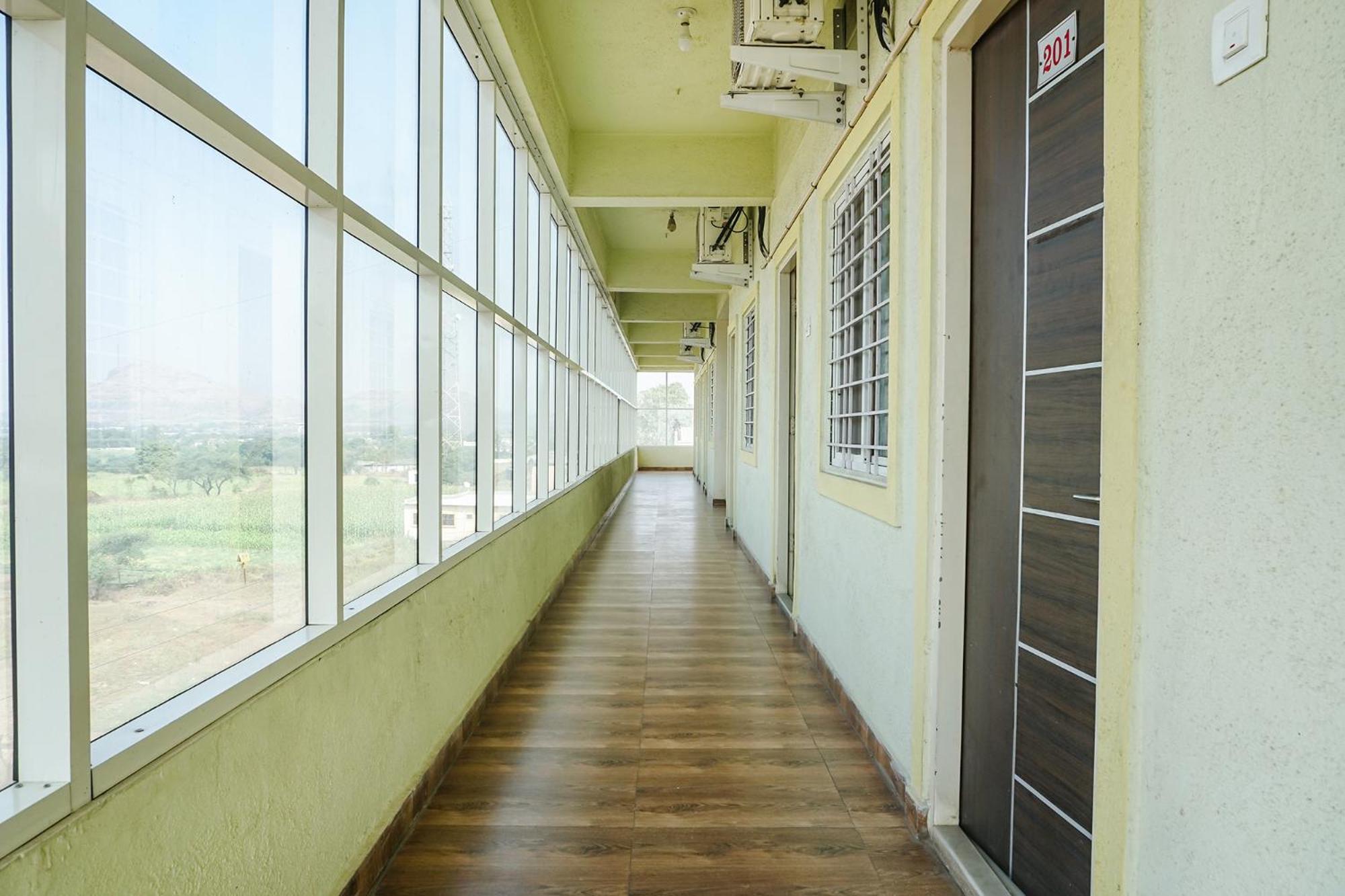 Fabexpress Vaishnav Inn Talegaon Dabhade Екстериор снимка